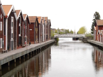 Warehouses largely now craft shops 