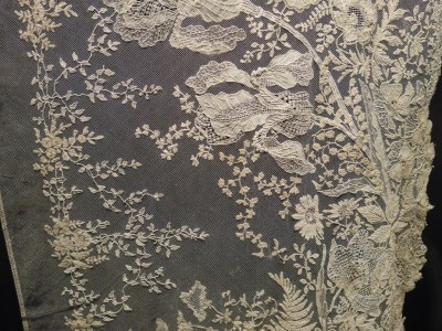 But is was most beautiful. And the women and girls had to make money somehow where the menfolk died so young. There is a lace school now in Idrija.