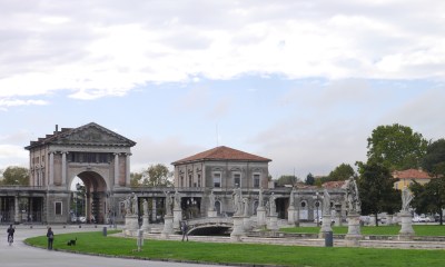 Palle de Valle, just by where we parked and possibly Padua's most striking area