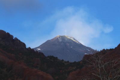 Car view on the drive up. The Autumn leaves must further on here than we have seen anywhere else as it is so much cooler.
