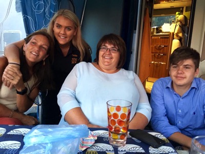 5ad83fbf 0890 49f5 8cdb 293ebe332245