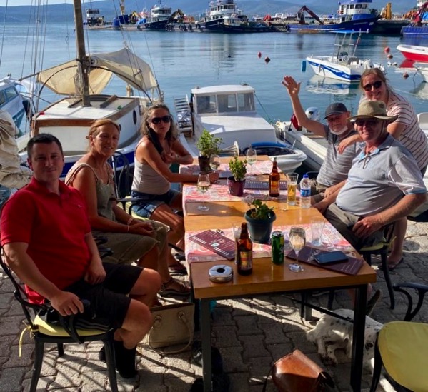 563581d0 ae1b 4ca0 97fd 2c60f2e994ba 2