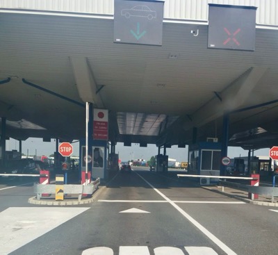 613b16c5 e292 48bc bcf2 4b457fce25b4