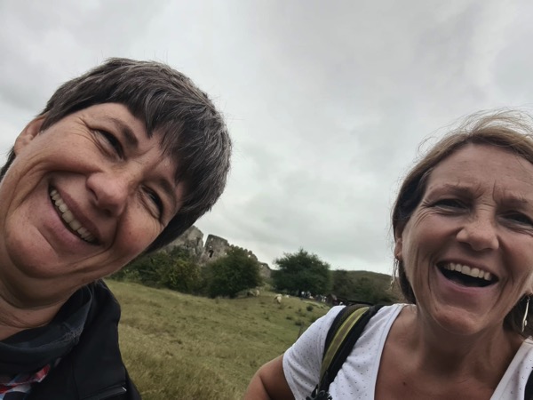 PHOTO 2022 09 09 18 56 32 3