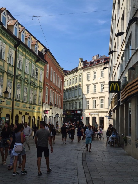 PHOTO 2022 09 10 21 39 50 2