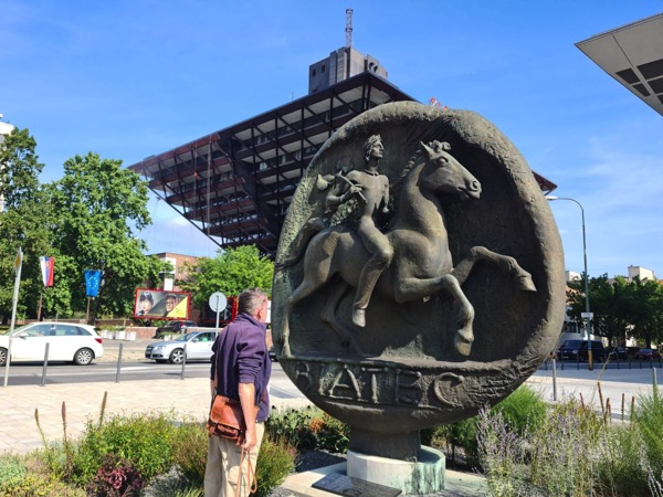 PHOTO 2022 09 10 21 39 51 2