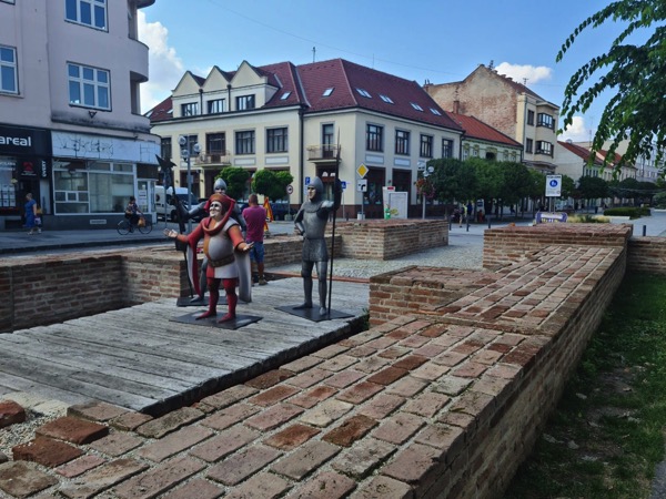 PHOTO 2022 09 10 21 40 54 3