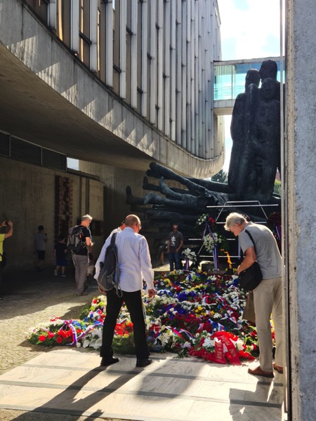 PHOTO 2022 09 11 13 19 59 2