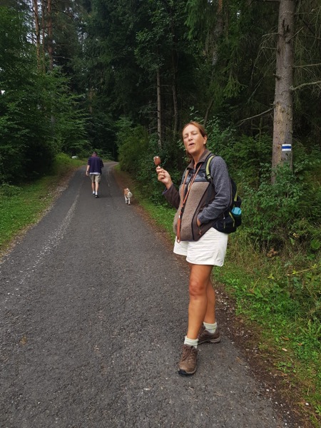 PHOTO 2022 09 11 13 23 01 6