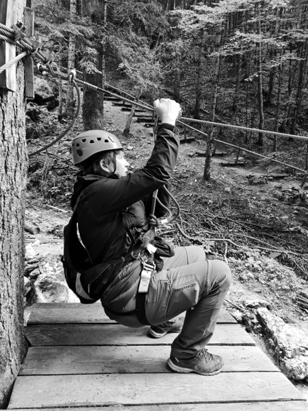 PHOTO 2022 09 30 13 19 43