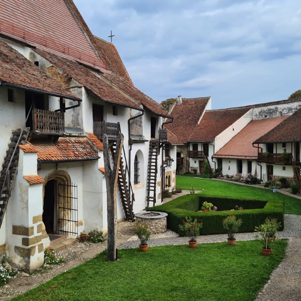 PHOTO 2022 09 30 14 04 51 2