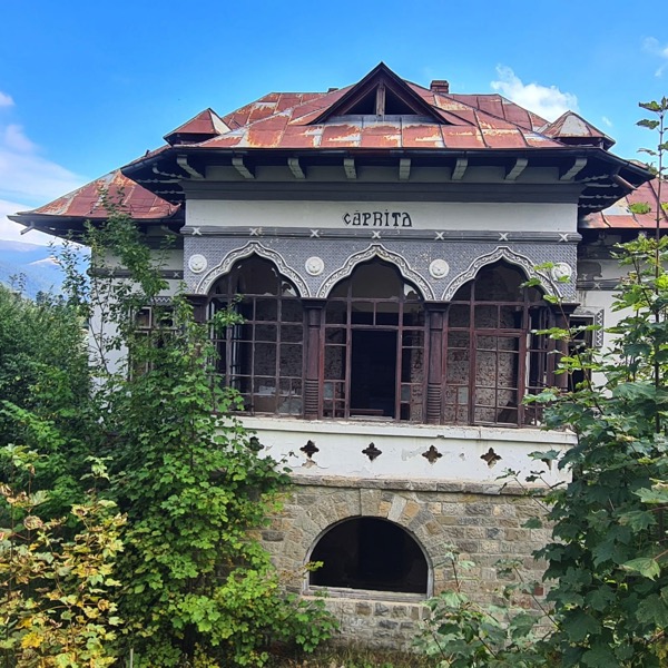 PHOTO 2022 09 30 14 16 04 2