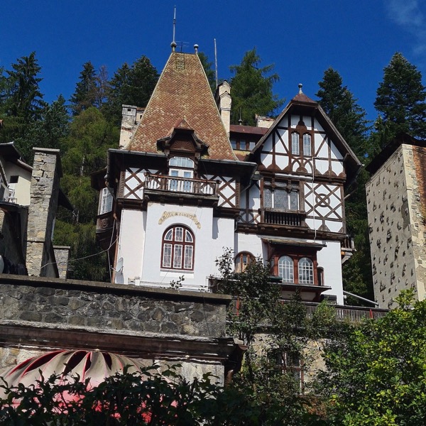 PHOTO 2022 09 30 14 16 17